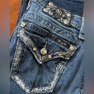 Miss Me Women's mid rise easy cropped embellished ankle jeans size 29 x 21